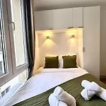 New 141 Suite Marie - Cosy Apartment Paris Center